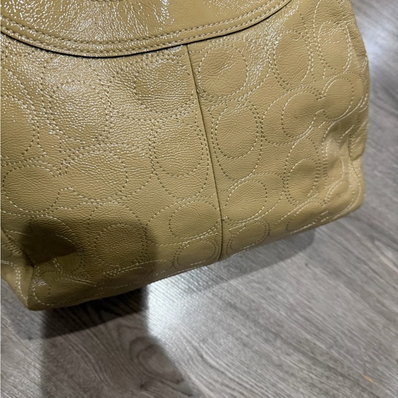 Coach Beige Textured Leather Shoulder Bag - Picture 4 of 5